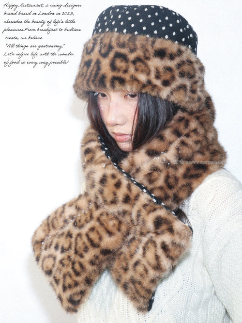 A Little Leopard | Reversible Leopard & Polka Dot Faux Fur Scarf