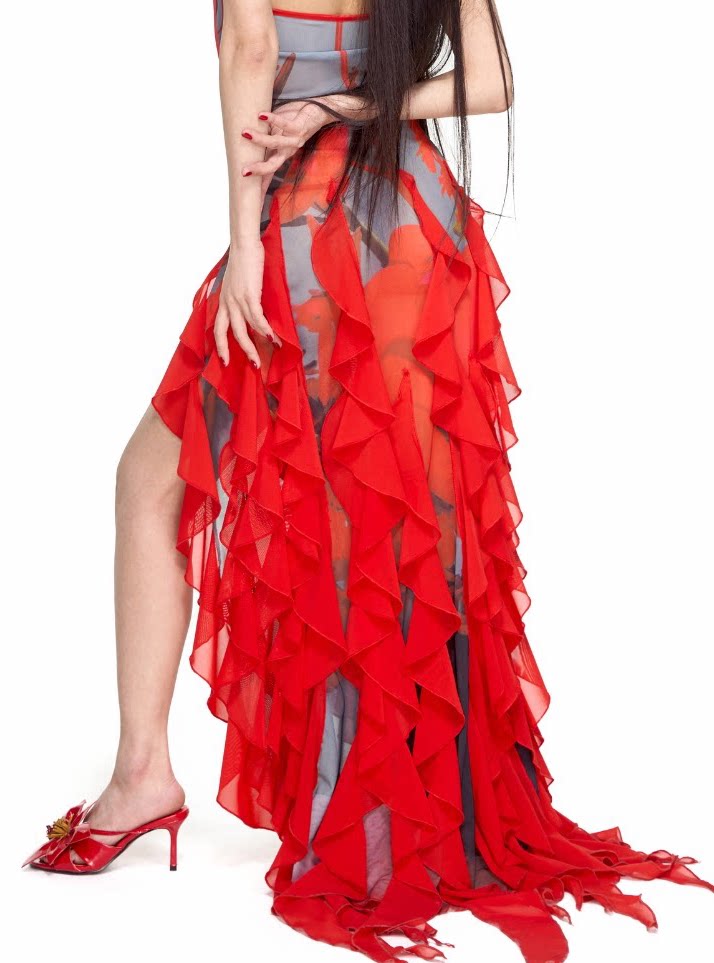 The Crimson "Metamorphosis" Neo-Chinese Ruffled Gown