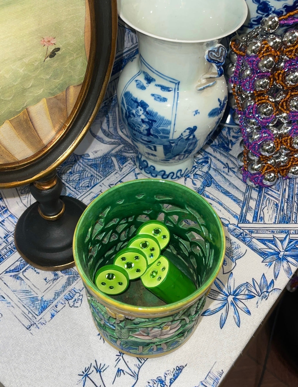 Emo Salad Realistic 3D Crystal Cucumber-Shaped Ring