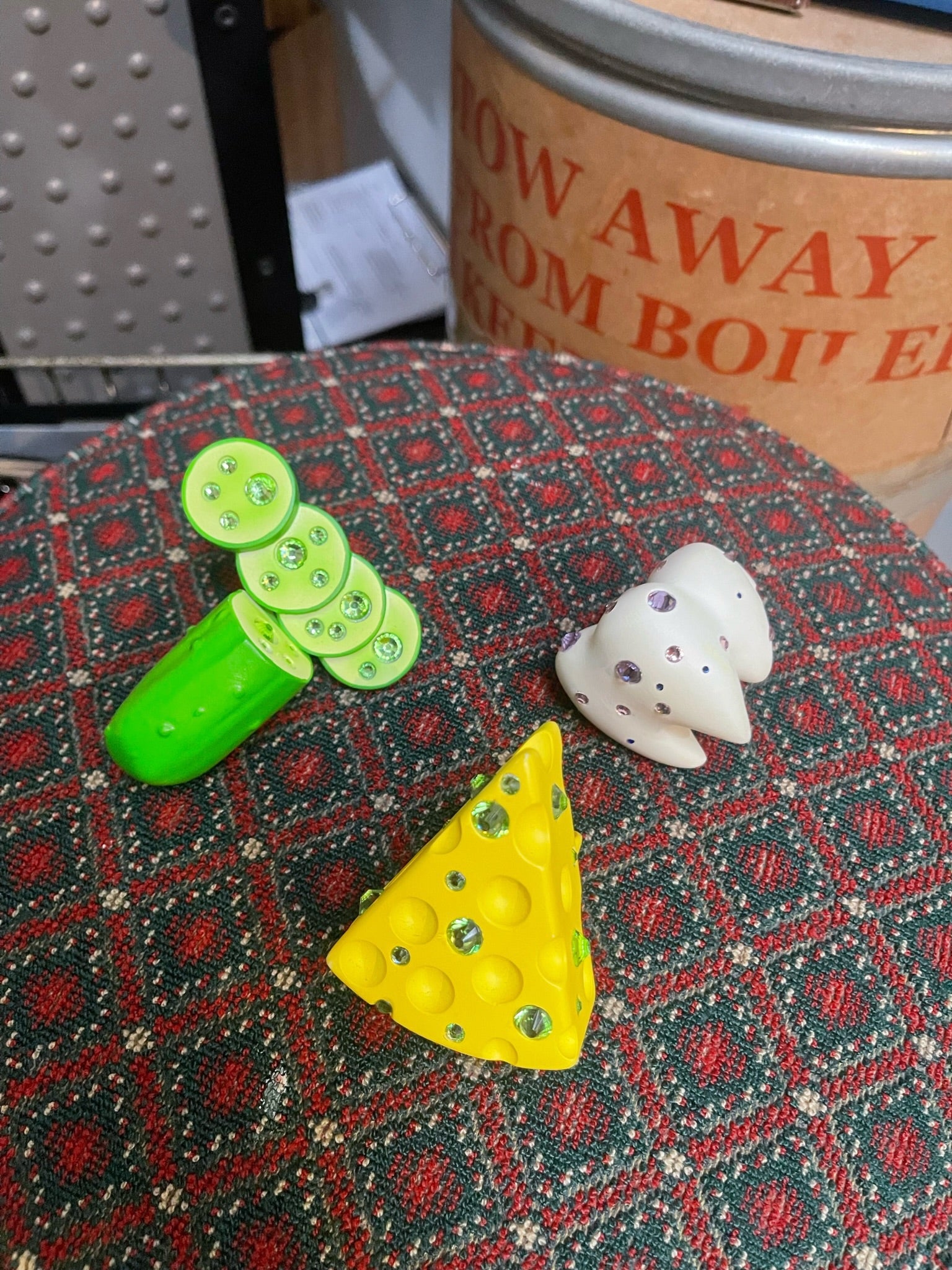 Emo Salad - Cheese-Shaped Sculpt Ring