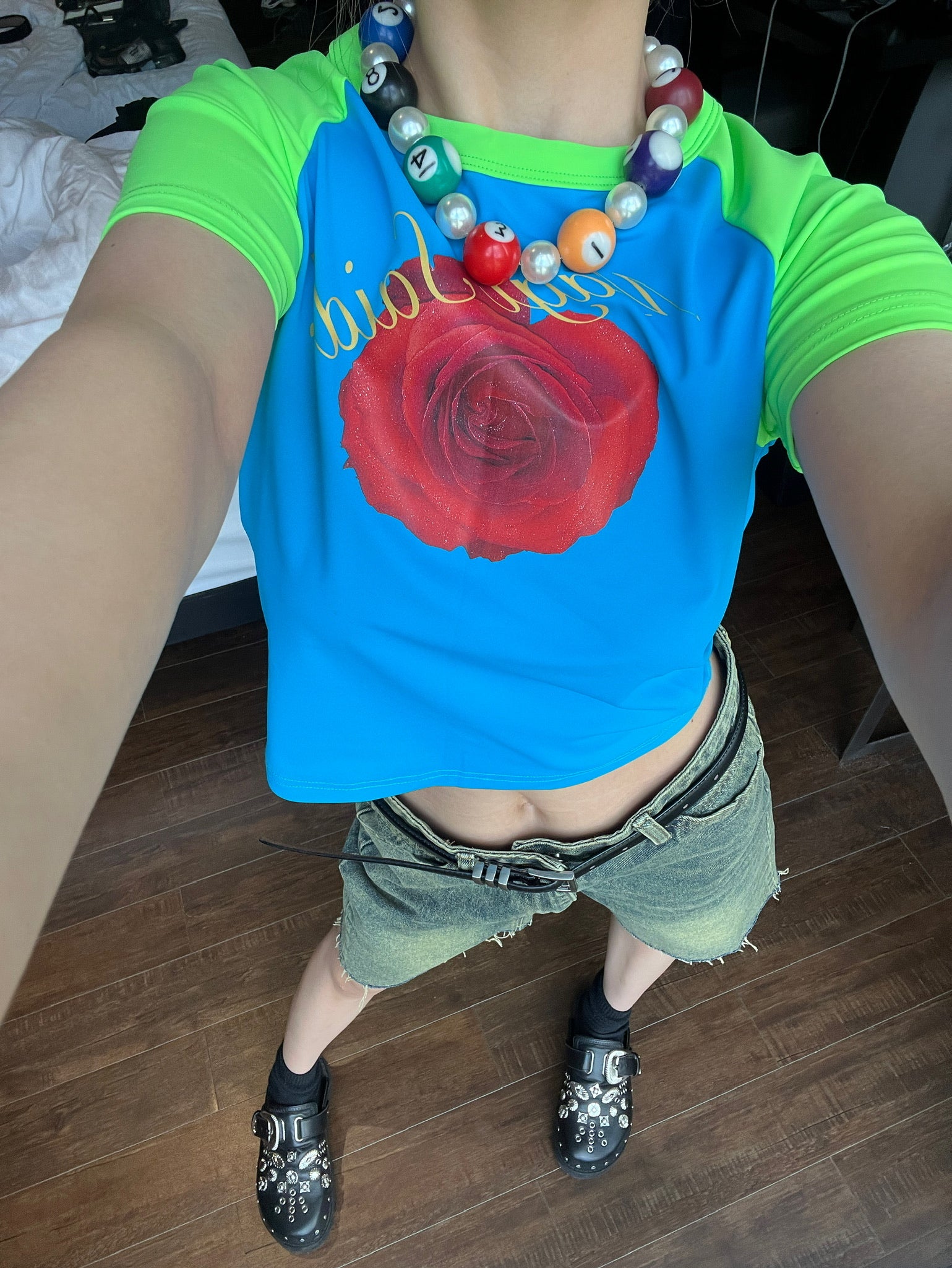 Emo Salad - Billiard-Shaped Pearl Necklace