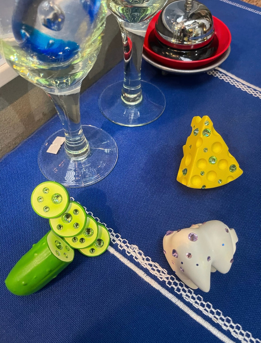 Emo Salad Realistic 3D Crystal Cucumber-Shaped Ring