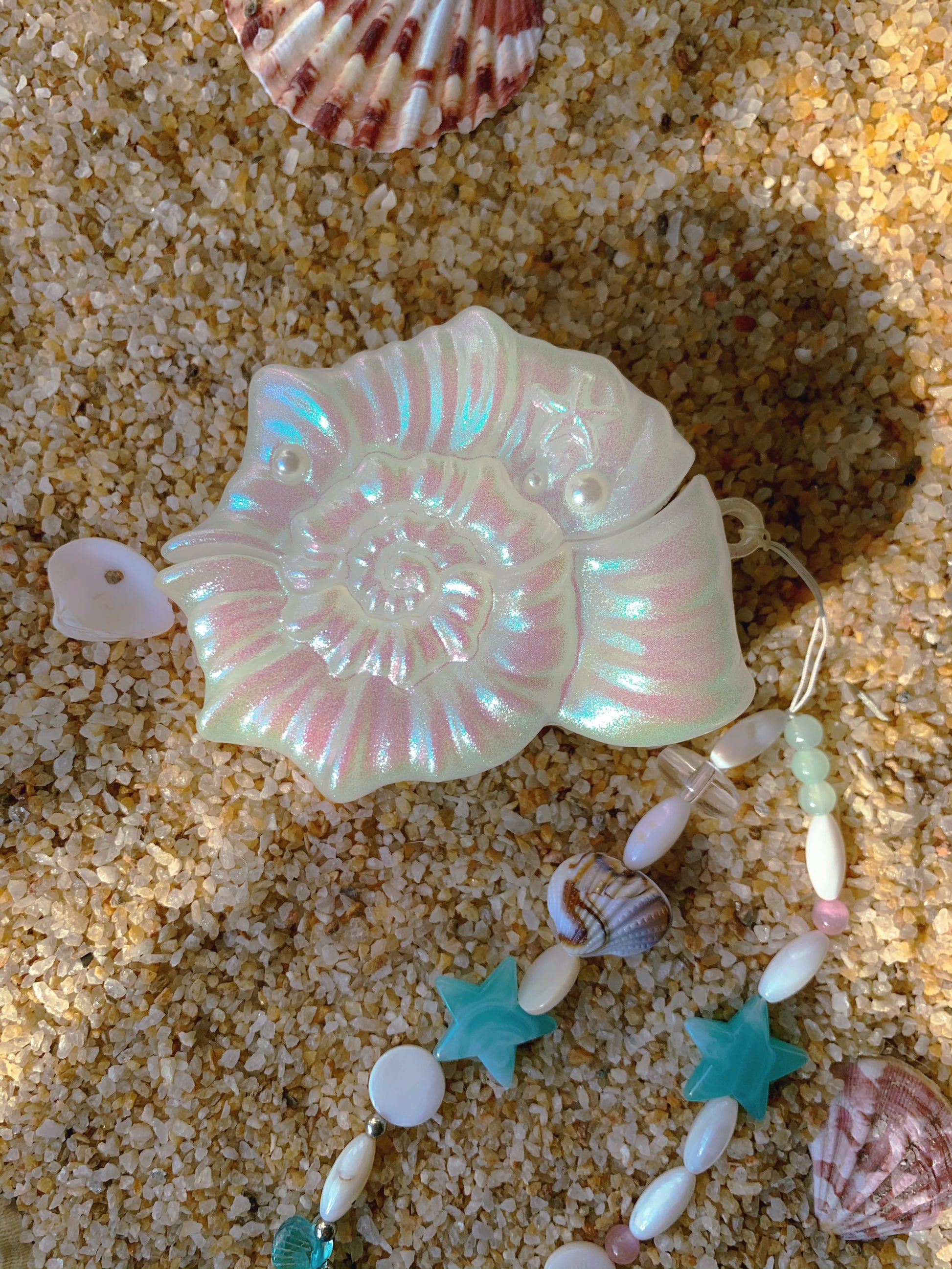 "Starry Sea"– Iridescent Pearly Seashell AirPods Case