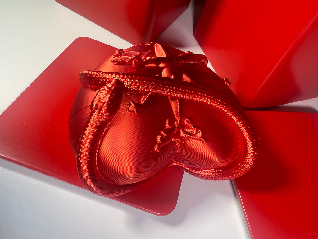 Red Heart Sculptural AirPods & AirPods Pro Protective Case