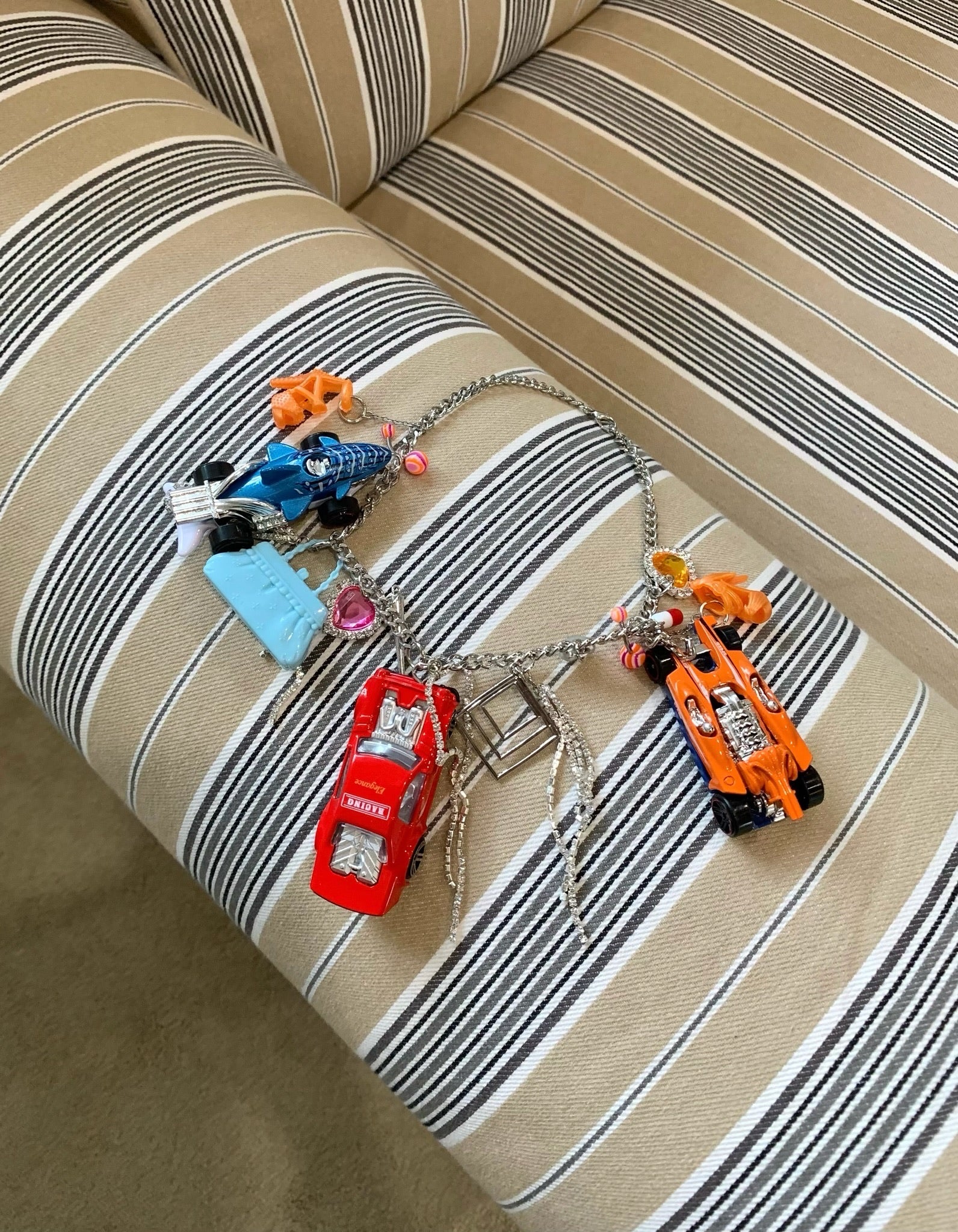 Emo Salad - Racing-Shaped Charm Necklace 3 Colors