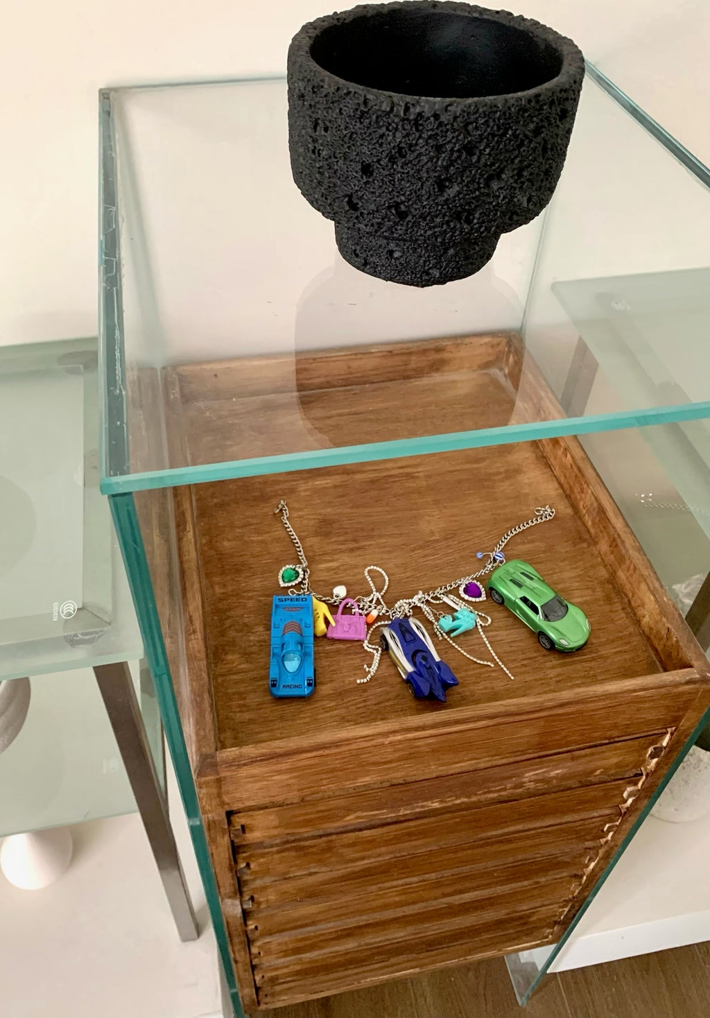 Emo Salad - Racing-Shaped Charm Necklace 3 Colors