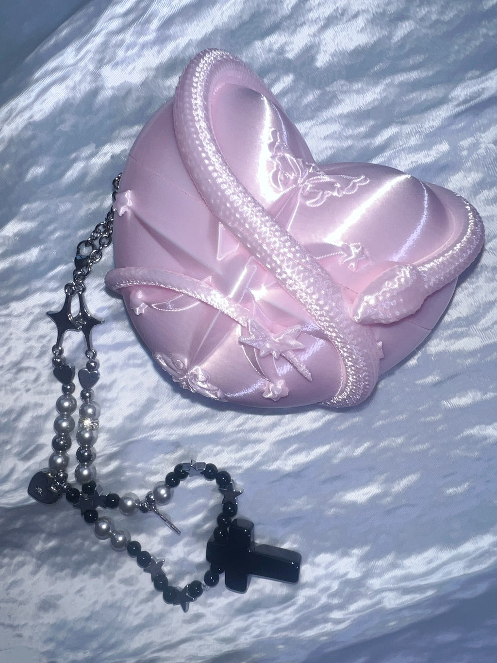 Pink Serpent Heart Sculptural AirPods & AirPods Pro Protective Case