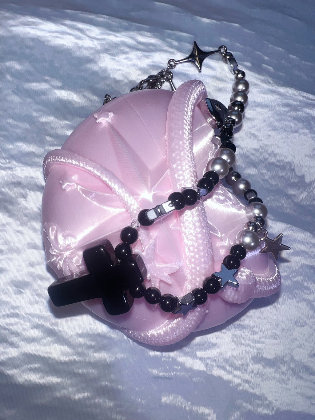 Pink Serpent Heart Sculptural AirPods & AirPods Pro Protective Case