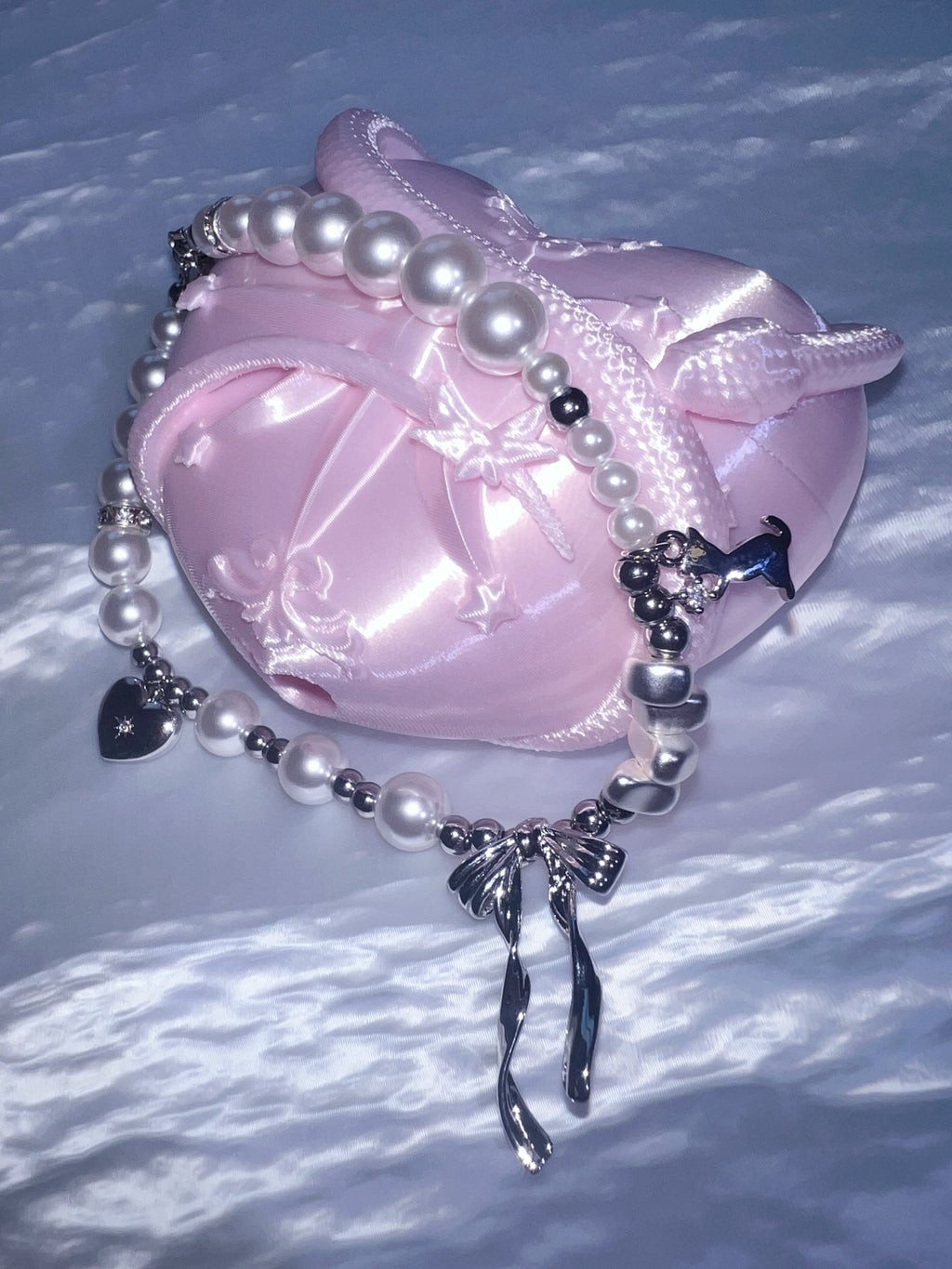 Pink Serpent Heart Sculptural AirPods & AirPods Pro Protective Case