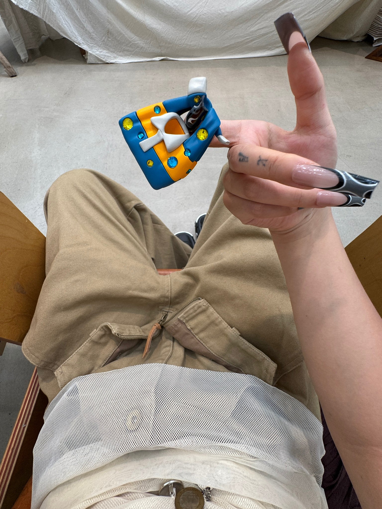 Emo Salad - Crystal Clo-Bag-Shaped Ring