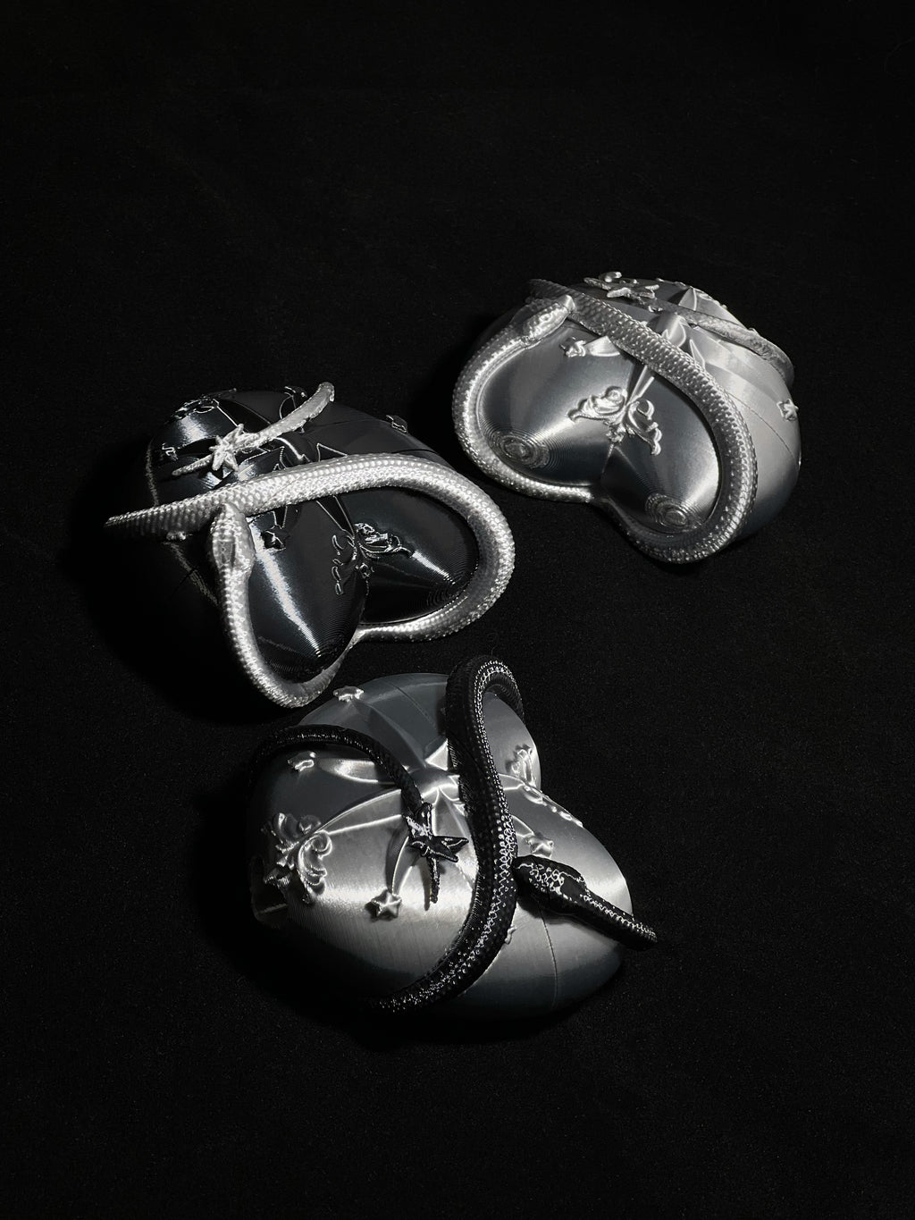 Silver Serpent Heart  Sculptural AirPods & AirPods Pro Protective Case