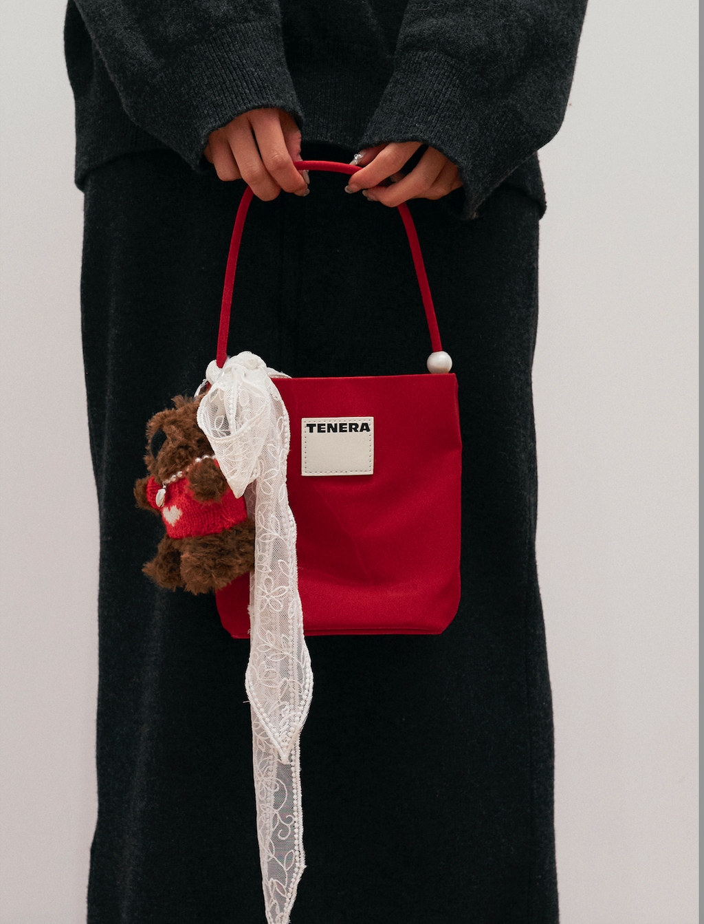 TENERA Eco-Velvet Pearl Mini Tote – Square Evening Bag with Pearl Handle