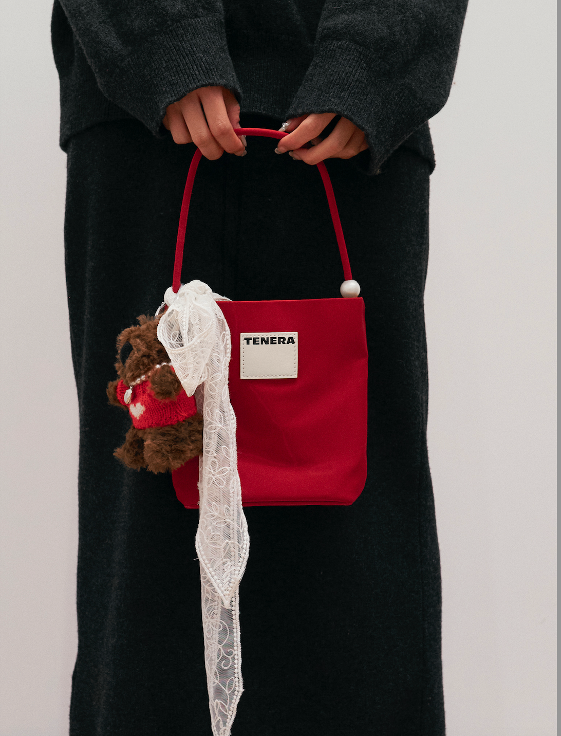 TENERA Eco-Velvet Pearl Mini Tote – Square Evening Bag with Pearl Handle