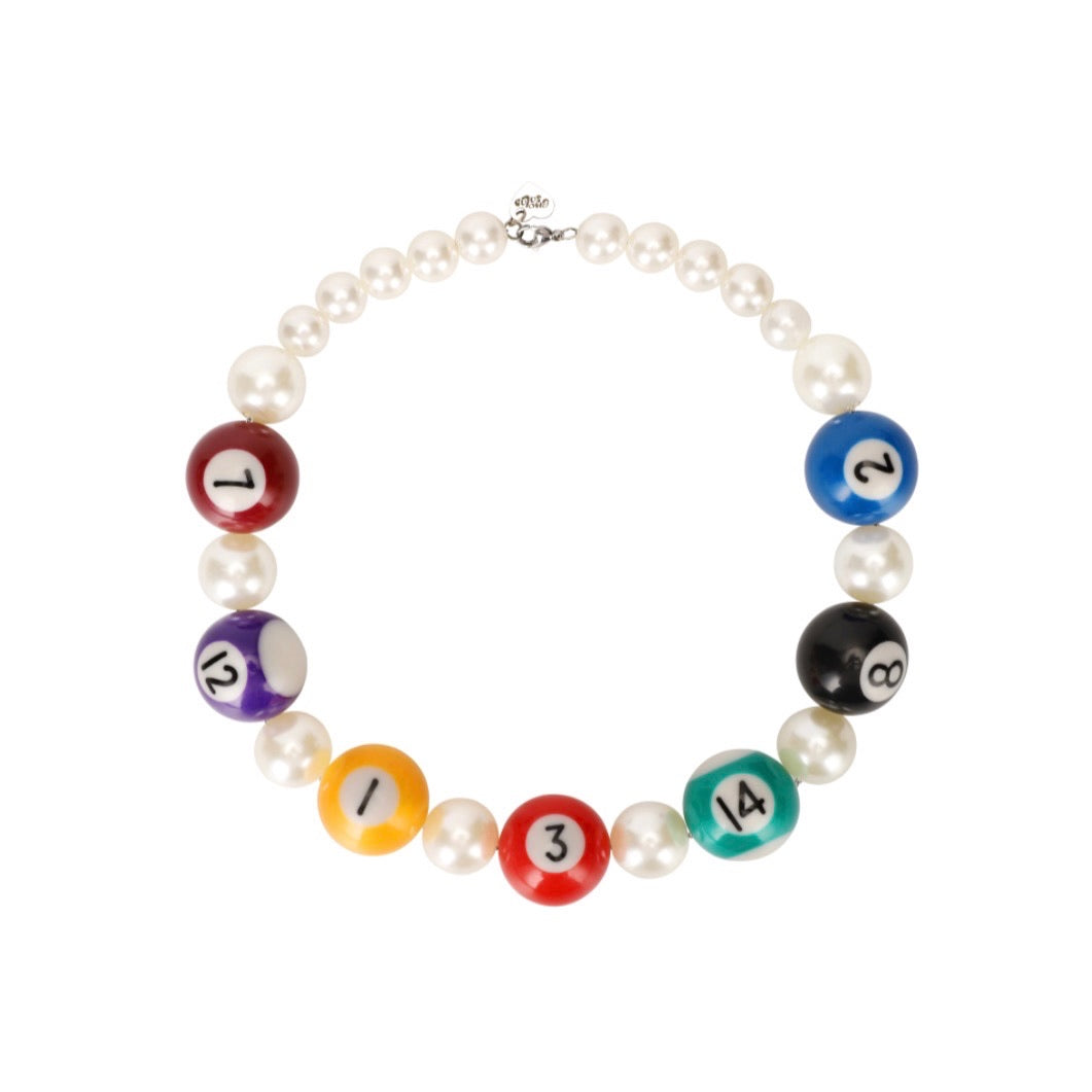 Emo Salad - Billiard-Shaped Pearl Necklace
