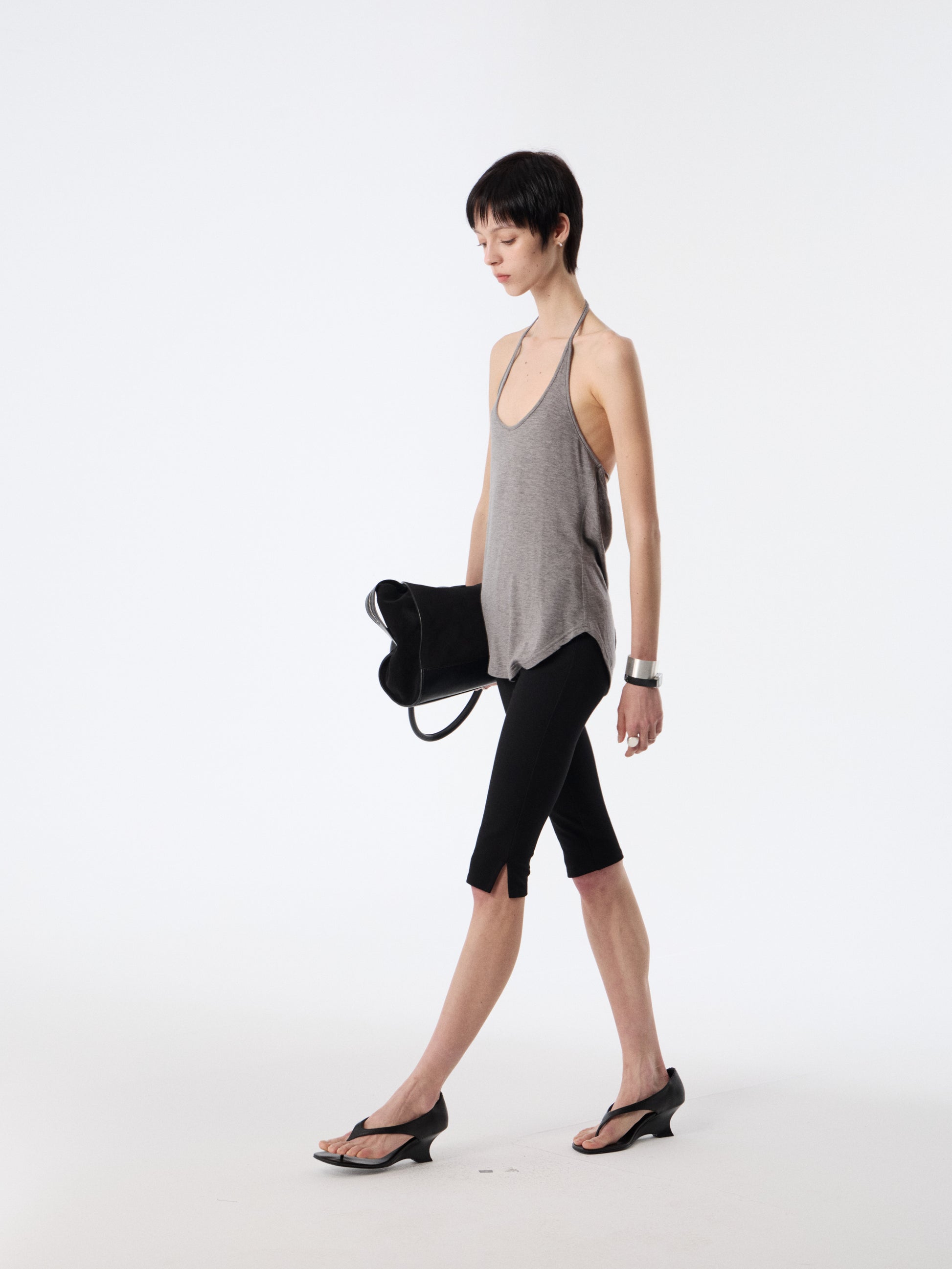 SOOGU Black Ease Cropped Slim Pants - product view 7