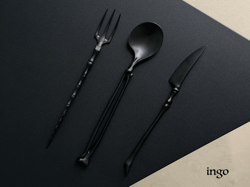 ingo | "Obsidian Bone" Matte Black Cutlery Set – Sculptural Bio-Organic Noir Tableware, Gothic Aesthetic Knife, Fork & Spoon