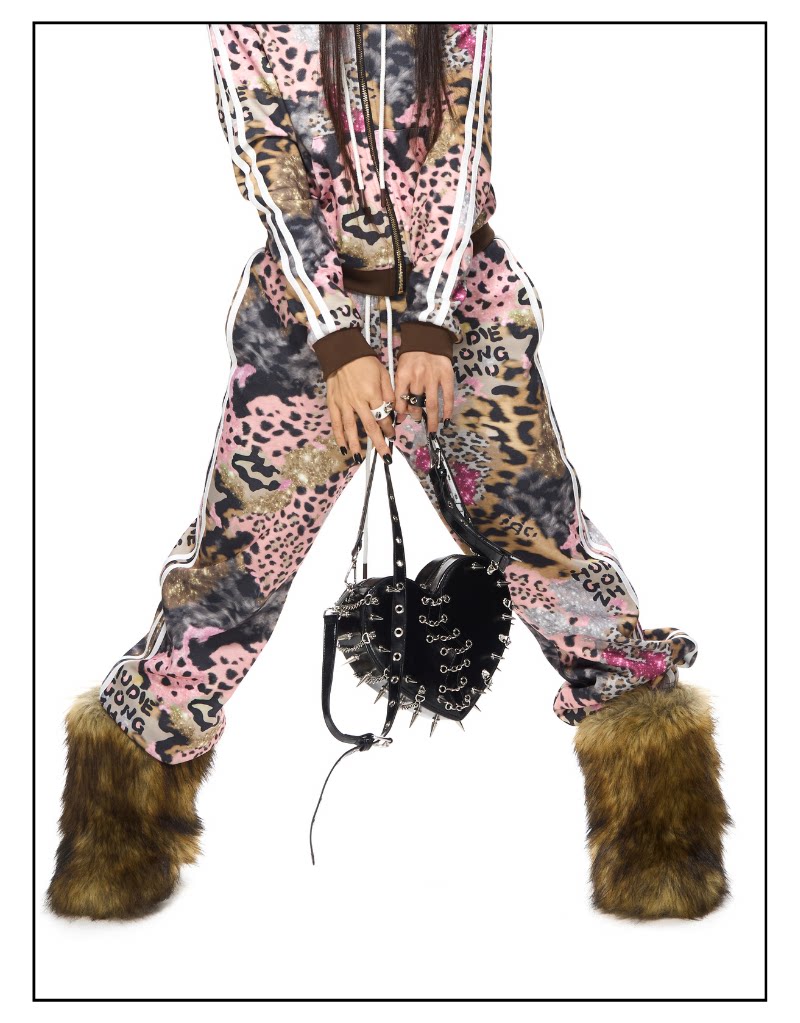 Broken Heart Spike Chain Bag