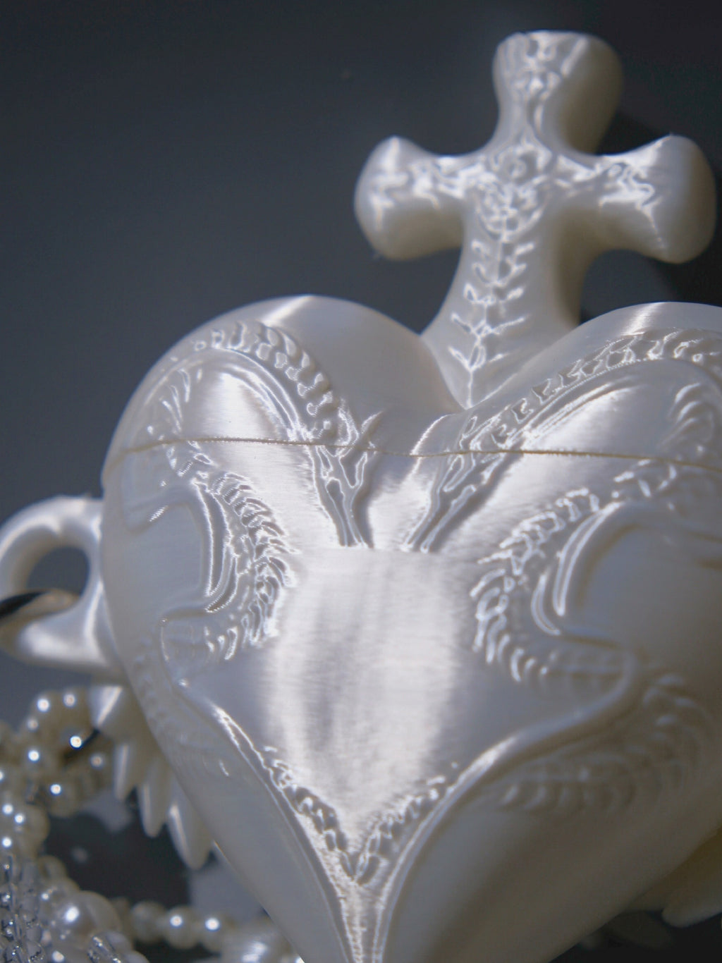 Angel’s Reliquary 3D Printing Sculptural Heart Box Bag