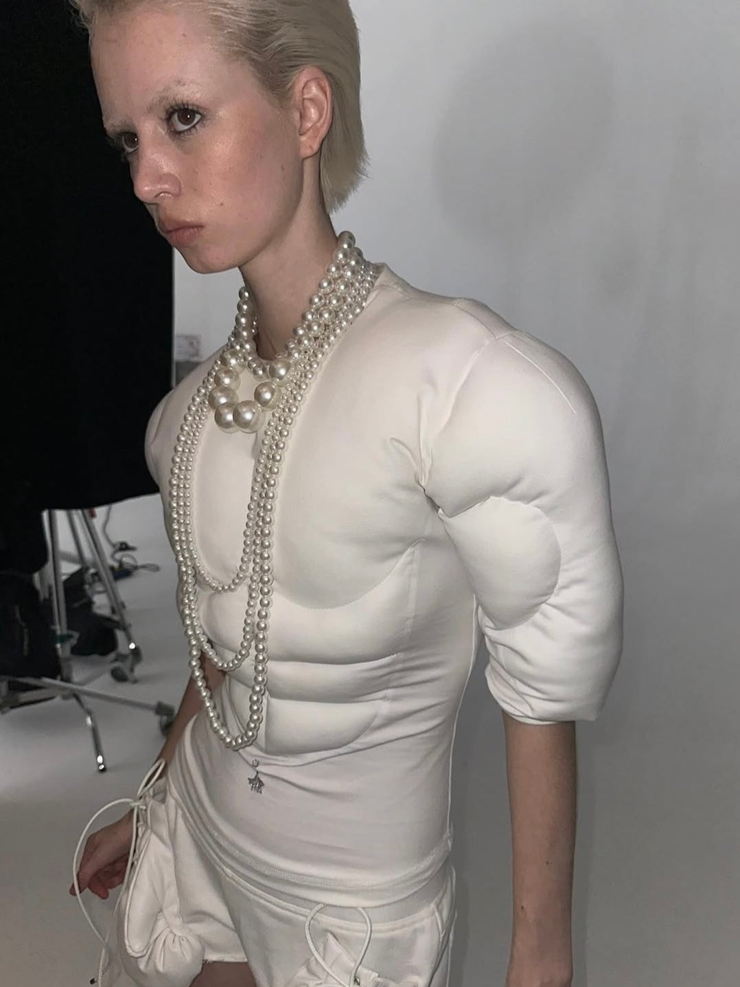 White Navel Ring Muscle top