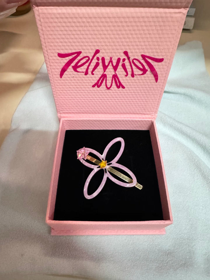 Teliya Power Bloom Pink Floral Hair Clip