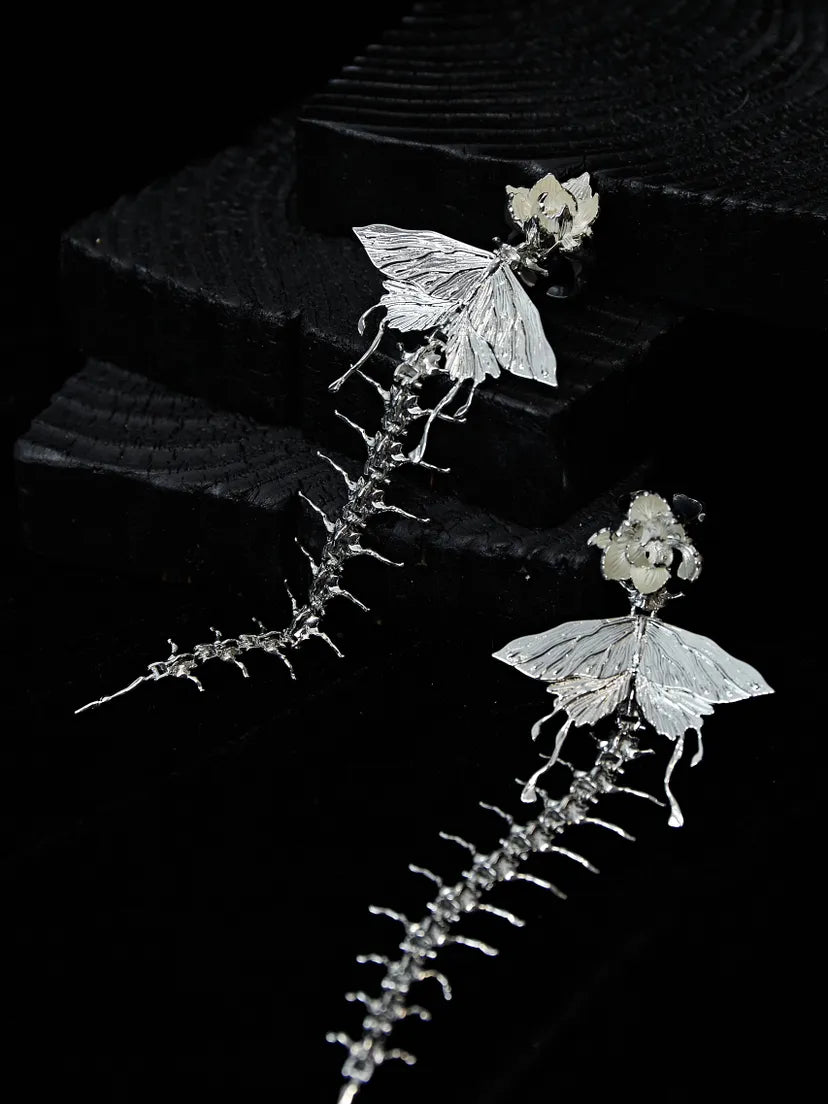 Iris & Moth Spine Ring — Articulated Sterling Silver