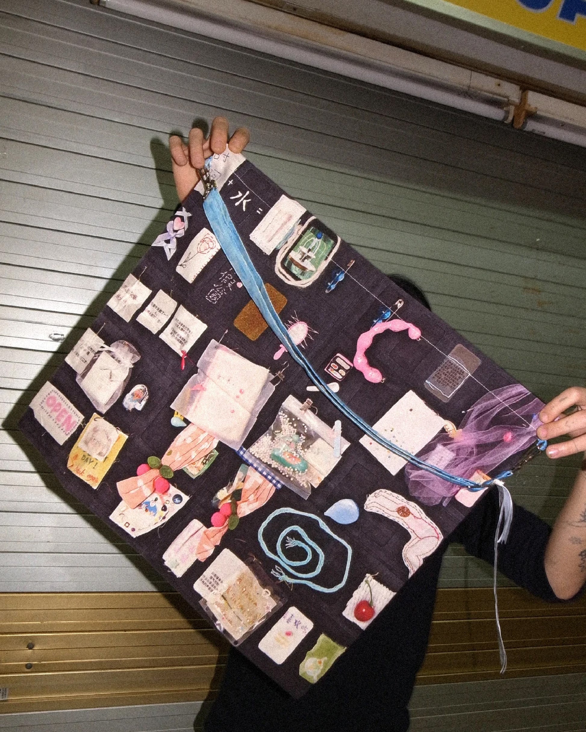 KOVA O1_BO2K tote bags